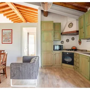 Cozy Tuscany With View Pescia